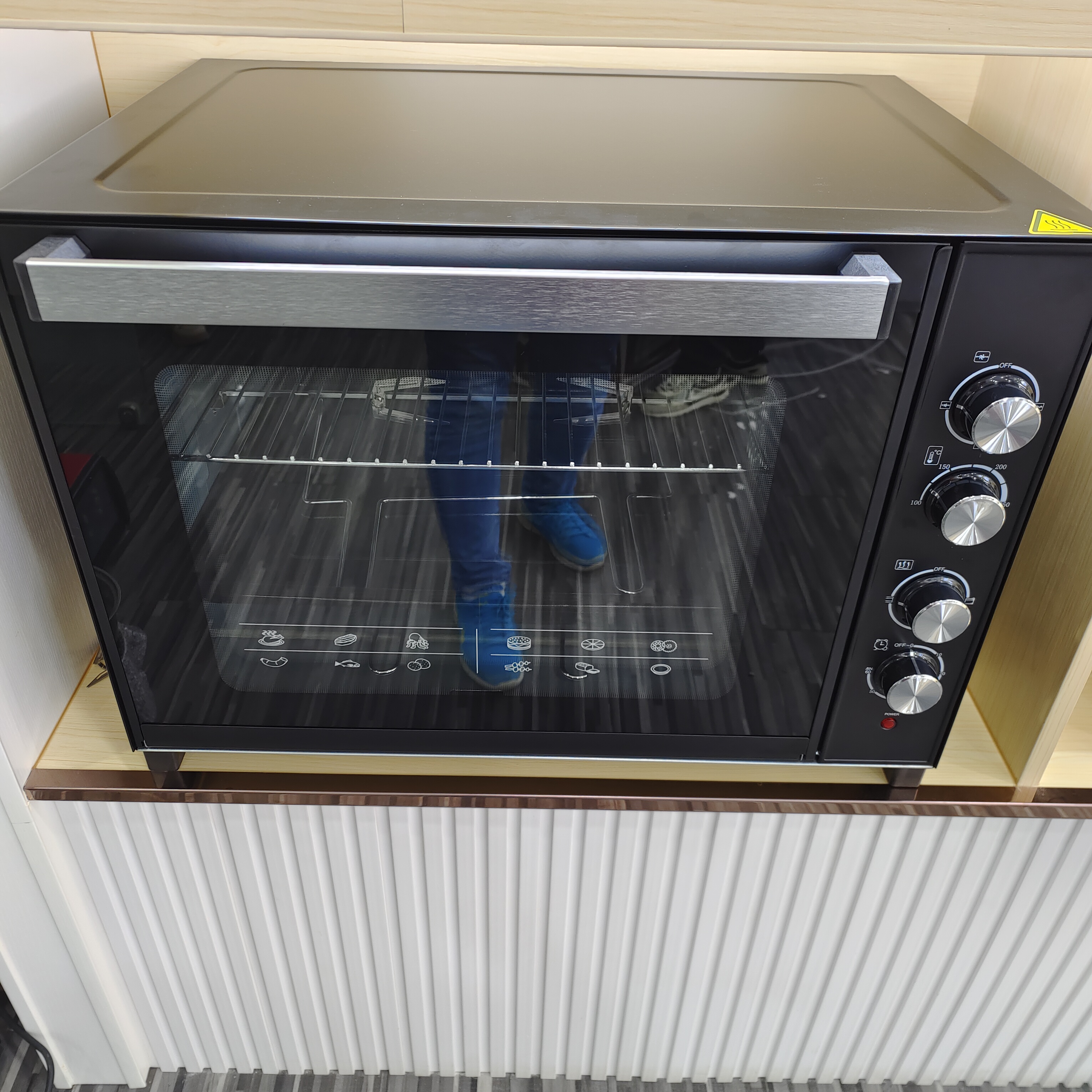 100-Liter 2800-watt Profession – обзор и цена Smart Home Oven